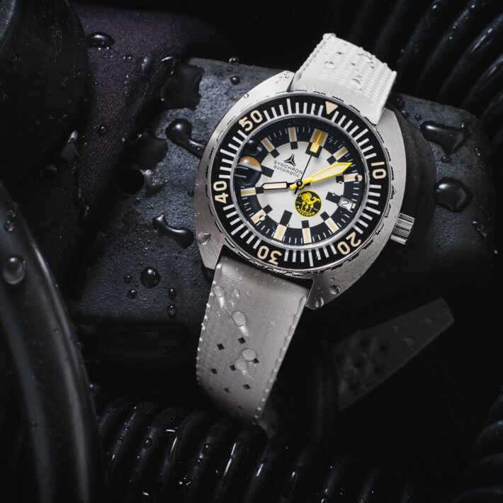 F】 Hands-On: Underwater with the Synchron Military Poseidon